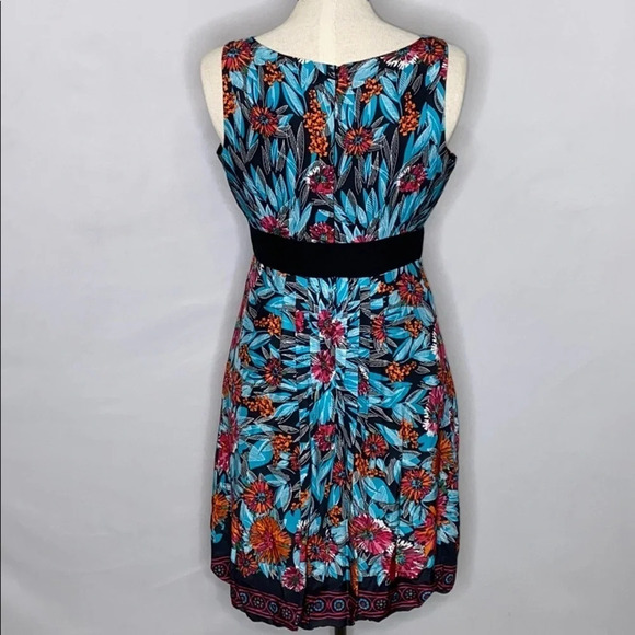 ECI New York Silk Sleeveless Surplice Floral Dress - Picture 3 of 6